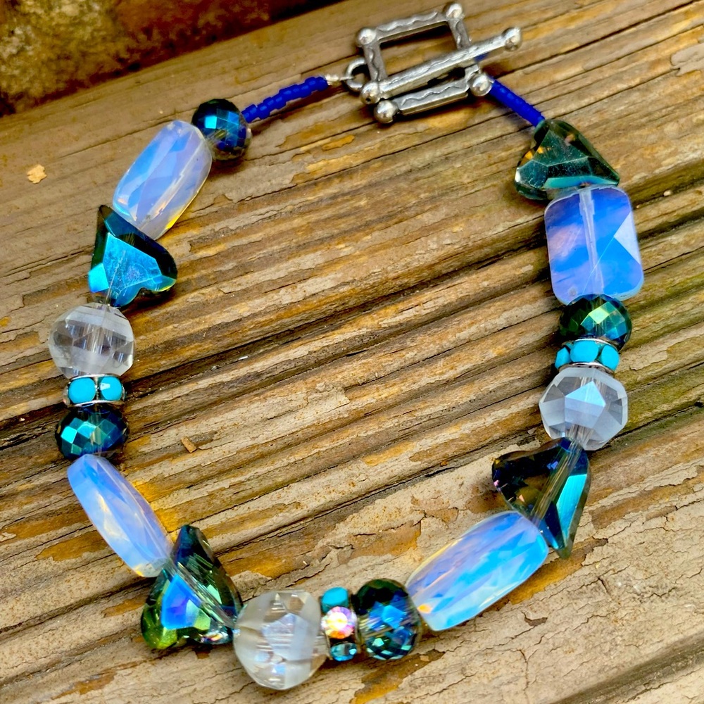 Bracelet handcrafted with sea opals